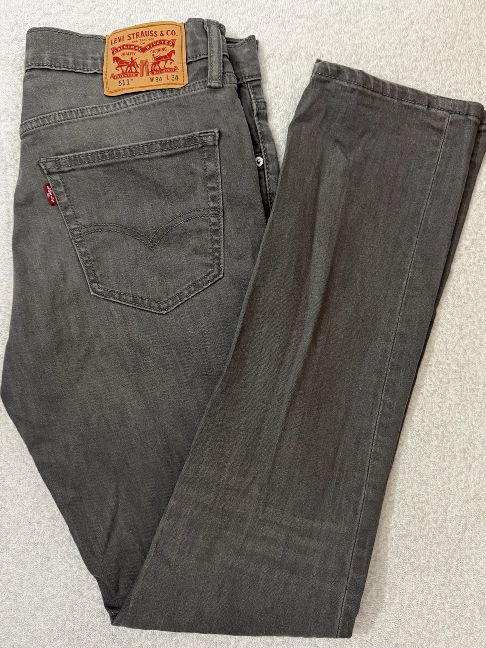 Levi's 511 Slim Fit 34x34 Classic 5-Pocket Charcoal Jeans Casual Denim Capsule